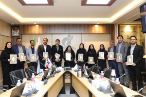 به گزارش روابط عمومی پژوهشگاه تربیت‌بدنی و علوم ورزشی، هم‌زمان با فرا رسیدن دوازدهم اردیبهشت ماه، به مناسبت سالروز بزرگداشت یاد و خاطره استاد برجسته شهید مرتضی مطهری و تکریم مقام معلم و استاد، مراسم گرامی‌داشت هفته معلم با حضور دکتر زهرا سلمان «رئیس پژوهش