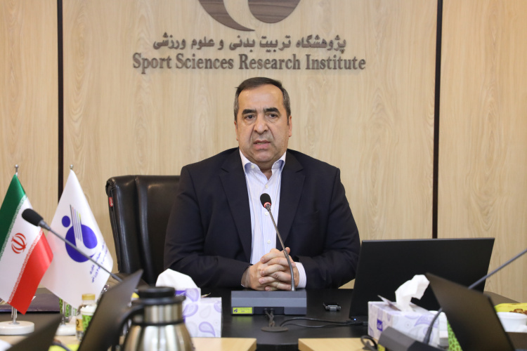 Dr. Seyed Mojtaba Ghasemi, a veteran of the Iran-Iraq War, in a specialized meeting titled Sports During the Sacred Defense  shared his operational memories and emphasized the key role of regular exercise and physical readiness in the success of troops